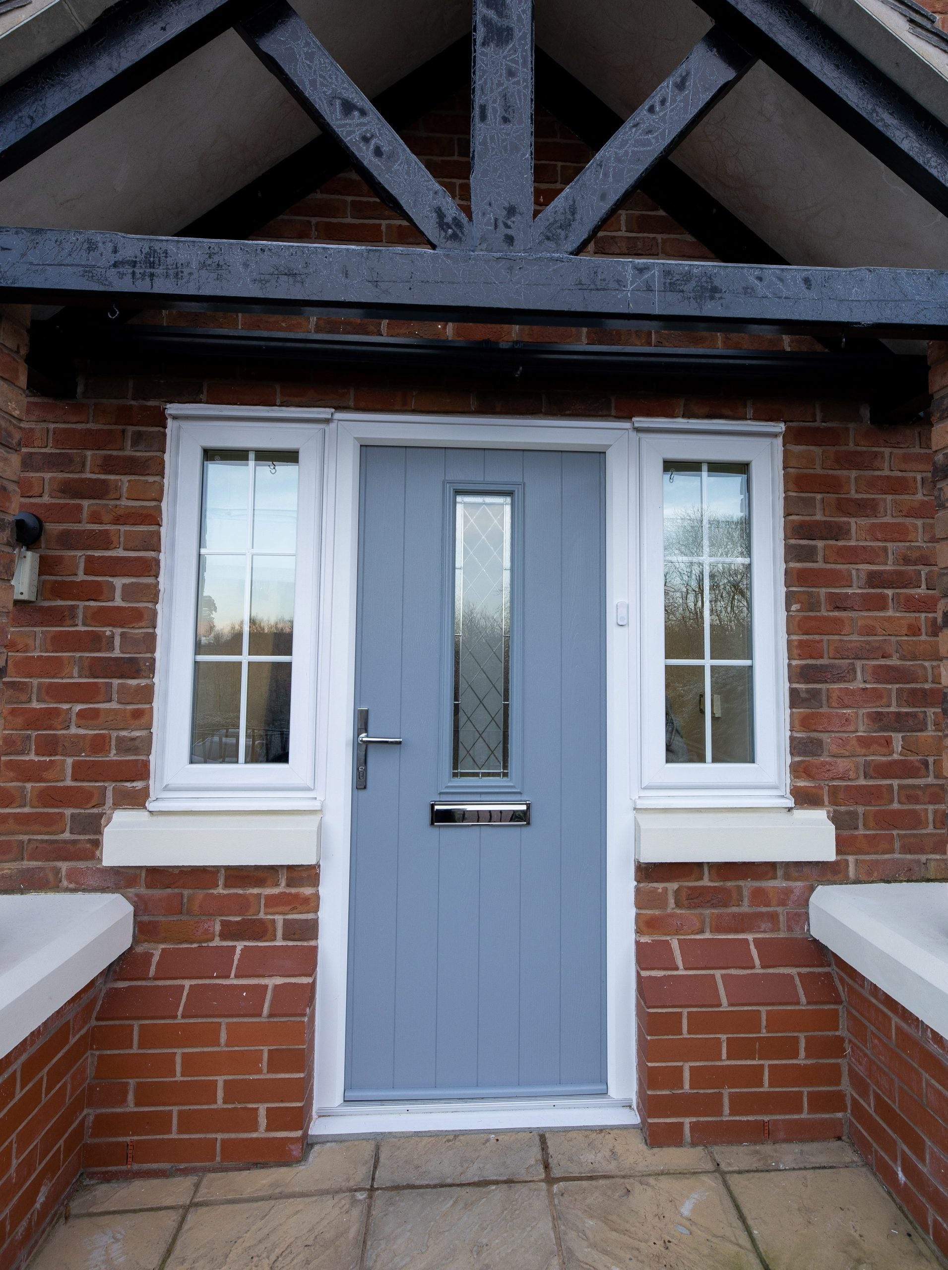 Do Composite Doors Fade In Direct Sunlight? - NOW Aluminium