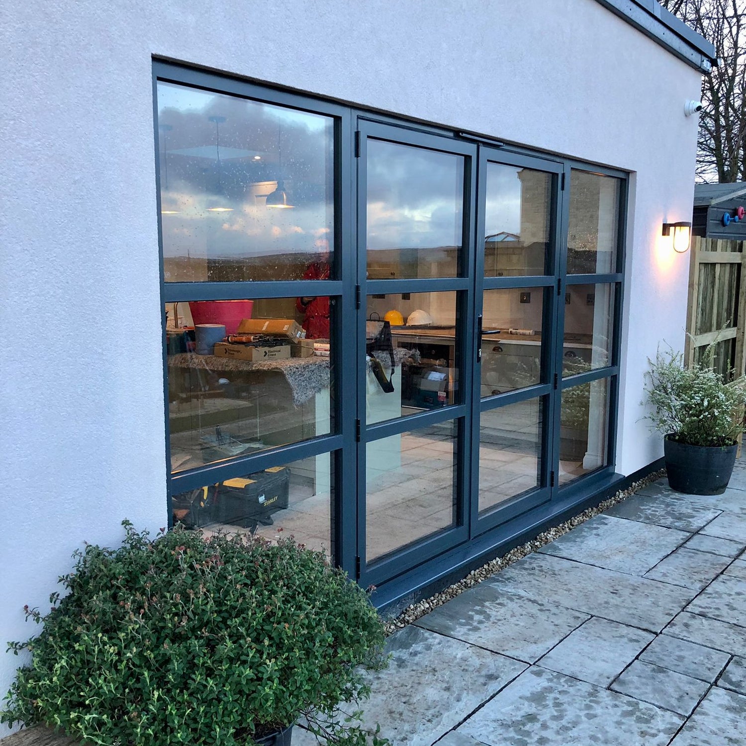 How To Dress Bifold Doors - NOW Aluminium