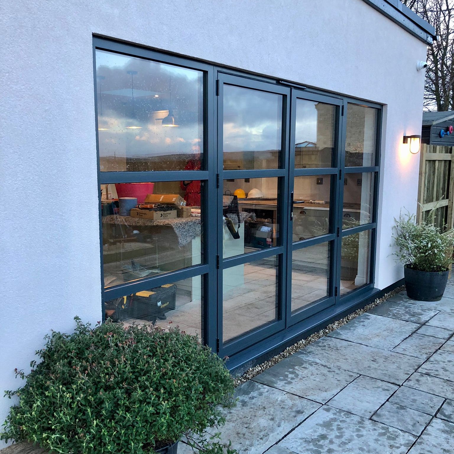 How To Dress Bifold Doors - NOW Aluminium