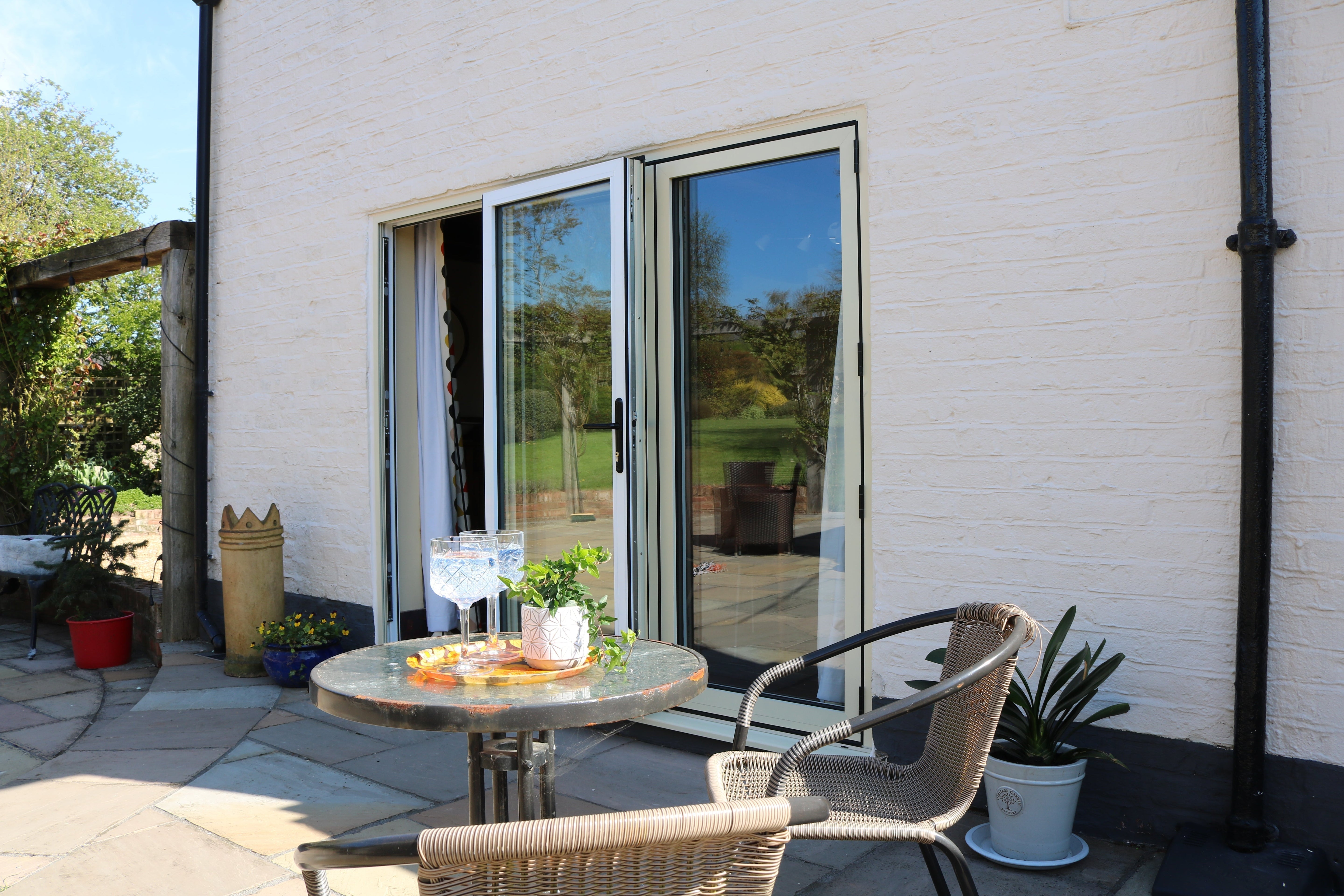 What Are the Different Types of Patio Doors? - NOW Aluminium