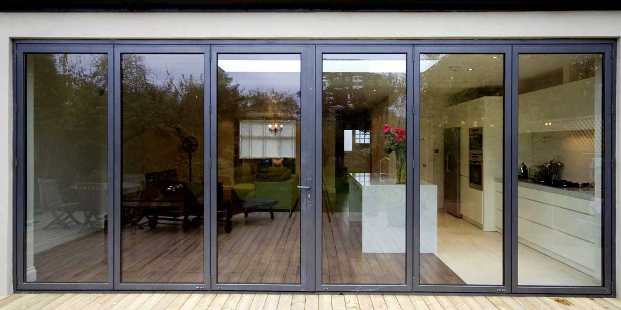 The Benefits of Thermally Broken Aluminium Bifolding Doors - NOW Aluminium